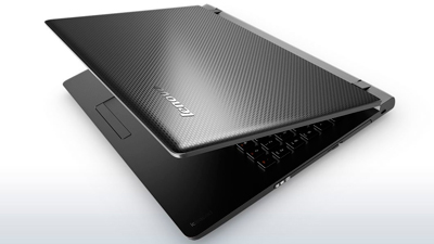 Portátil Lenovo Ideapad ladeado