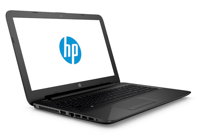 Vista ladeada del portátil HP 15-ac142ns