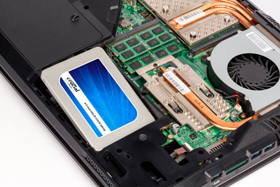Utilización de los discos SSD Crucial BX200 en un portátil.