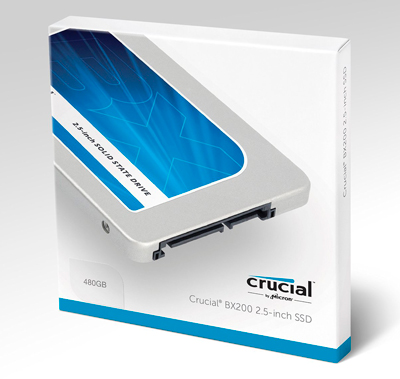 Discos SSD Crucial BX200 en su caja.