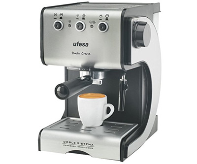 Vista general de la Cafetera Expreso Ufesa CE7141