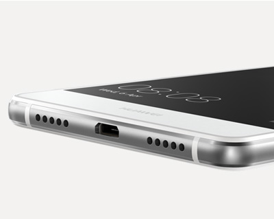 Detalle de los altavoces del Smartphone Huawei P9 lite