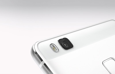 Detalle de la cámara trasera del Smartphone Huawei P9 lite